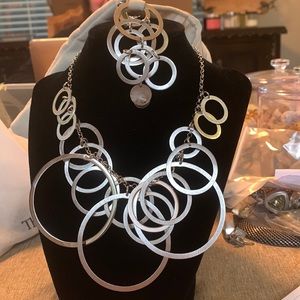 Pianegonda circles necklace and earring set